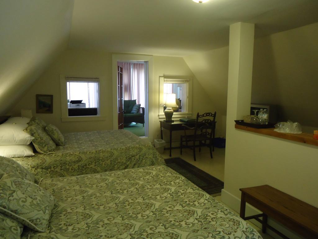Governor'S Mansion Inn Miramichi Oda fotoğraf