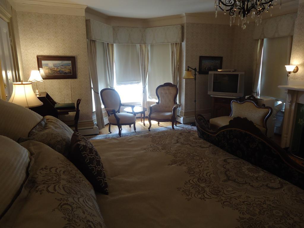 Governor'S Mansion Inn Miramichi Dış mekan fotoğraf