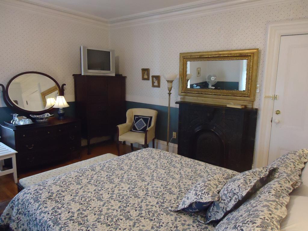 Governor'S Mansion Inn Miramichi Oda fotoğraf