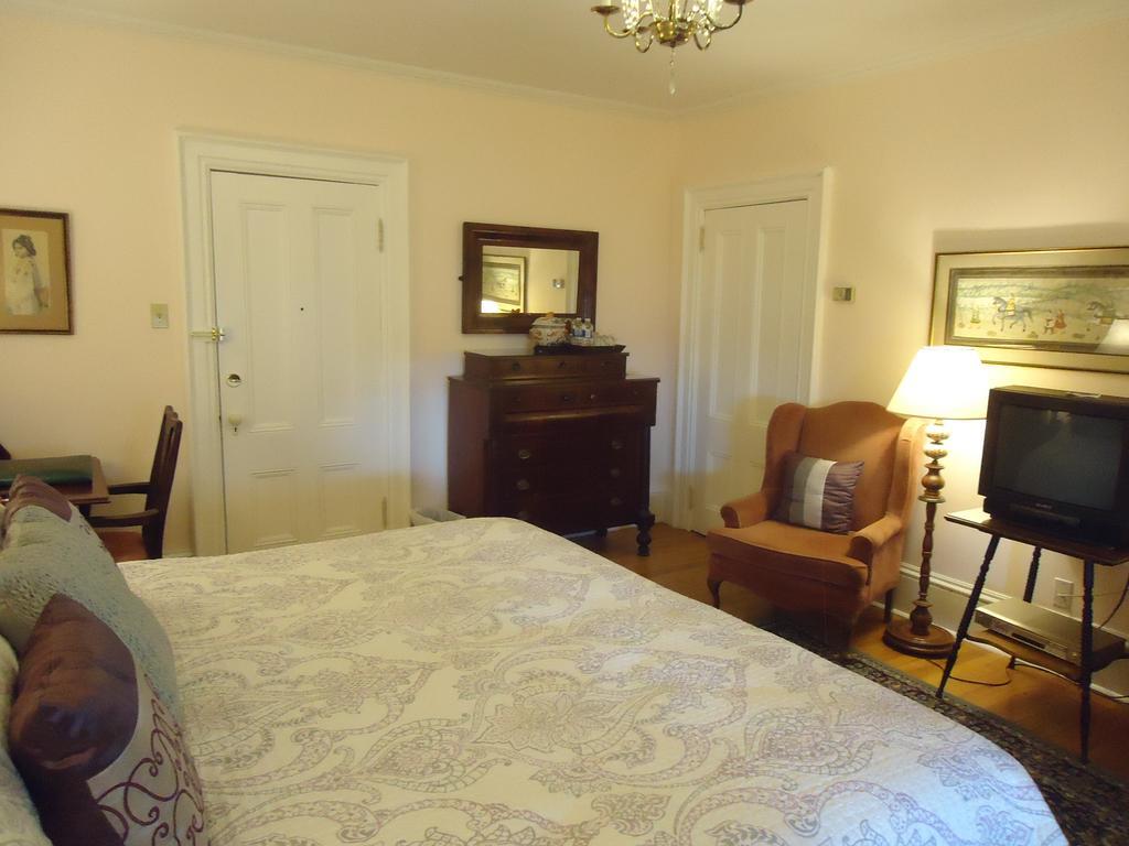 Governor'S Mansion Inn Miramichi Oda fotoğraf